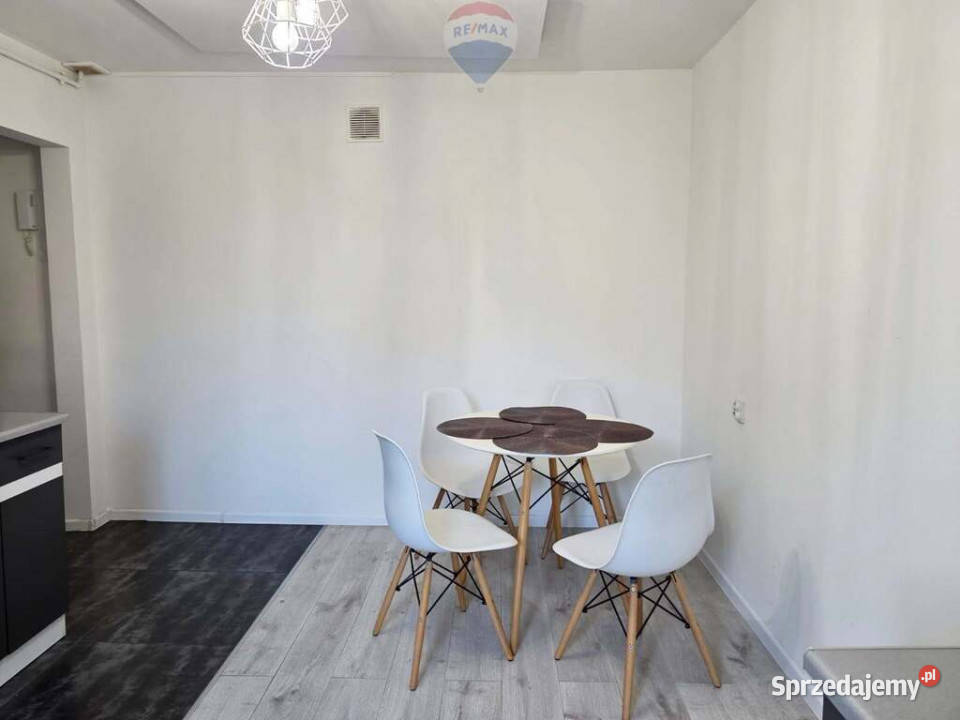 Zadbane z balkonem w centrum Sprzedaż śląskie sprzedam