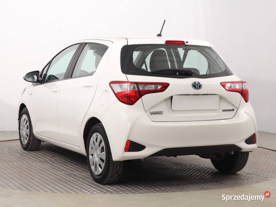 Toyota Yaris 15 Hybrid Katowice