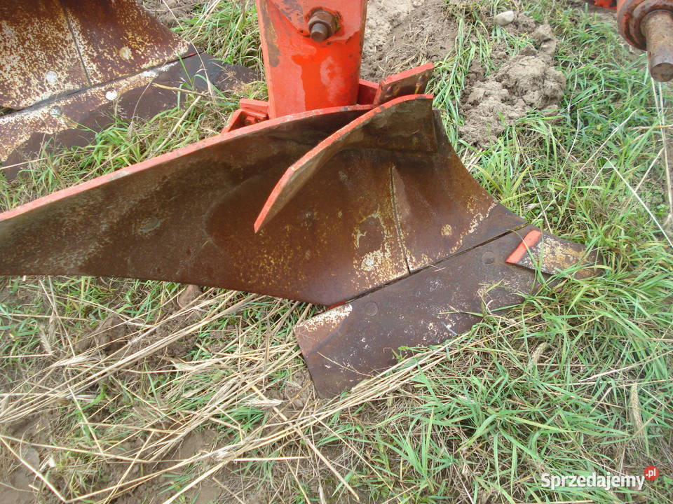 Pług zagonowy 5cio skibowy akpil 300czh Budki Łochowskie