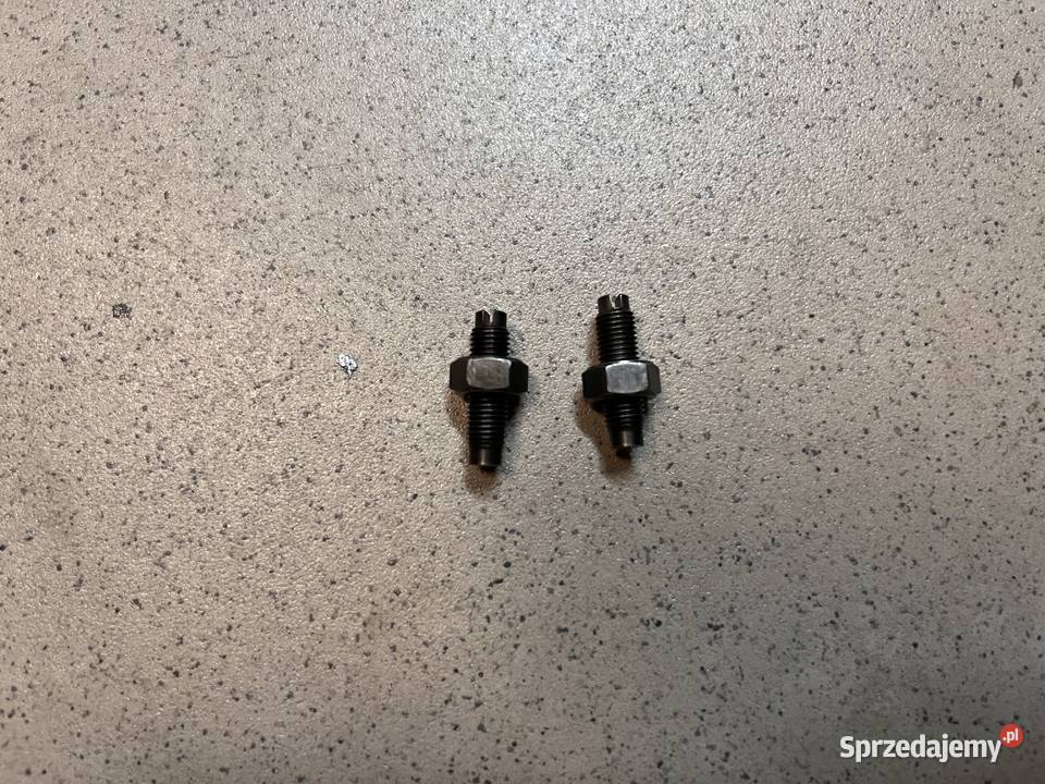 Śruby regulacji luzu zaworowego Hyosung GA 125 Brzeszcze