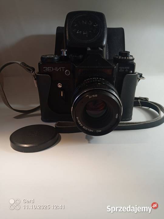 Zenit ET z obiektywem Helios 44M4 58mm f2 aparat Warszawa