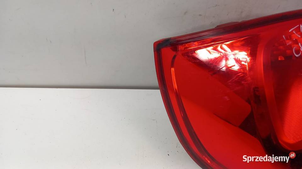 RENAULT CLIO III LIFT HB LAMPA TYŁ LEWA osobowe
