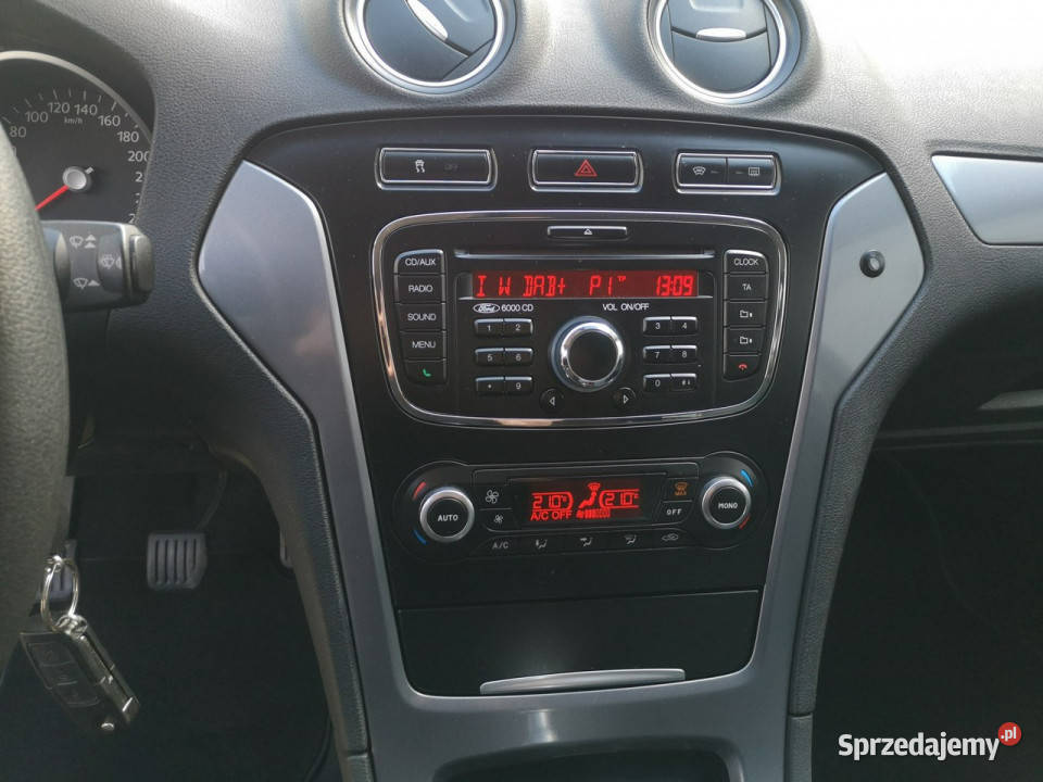 Ford Mondeo 20TDCI 140 Klima Ledy Halogeny Salon lakier metallic Strzegom