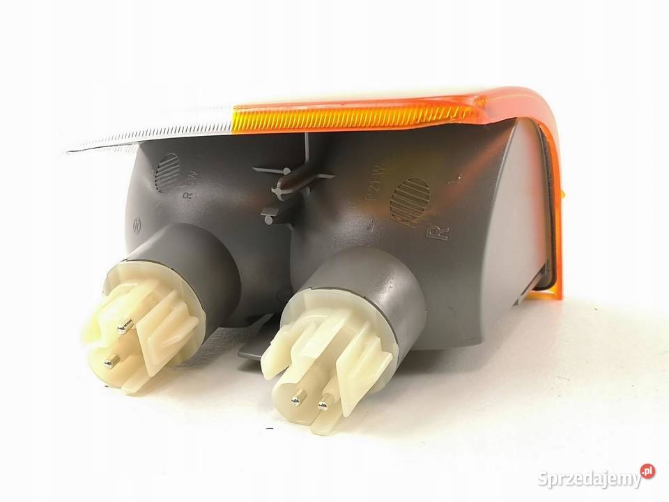 KIERUNKOWSKAZ PRAWY PRZÓD VOLVO 740 760 8998 ORI osobowe sprzedam