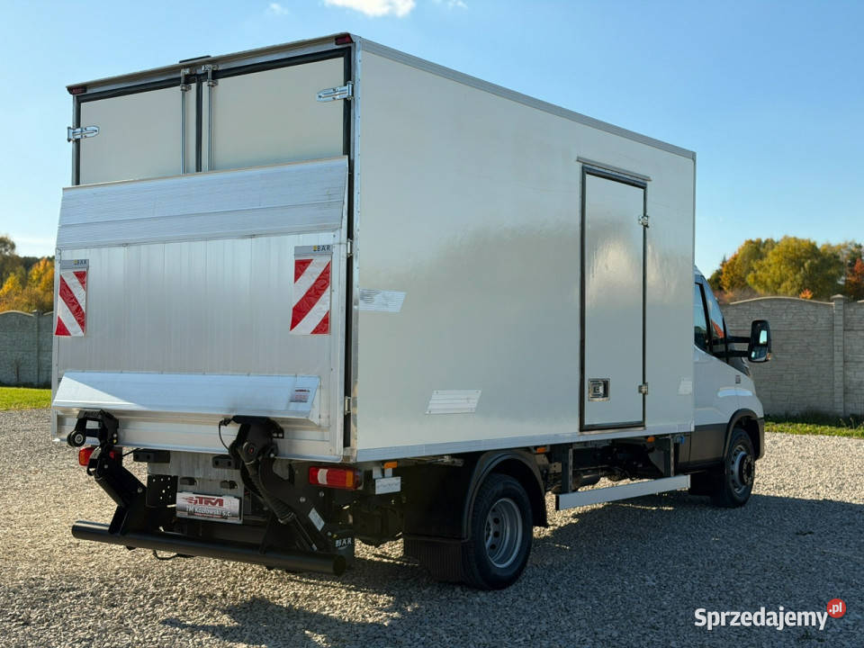Iveco Daily 70C18 MroźniaChłodnia na 8 i 10 Daleszyce