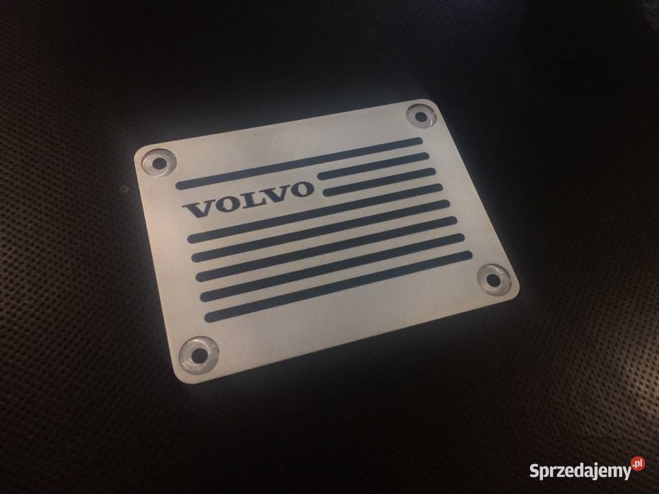 EMBLEMAT W DYWANIK VOLVO osobowe Starachowice