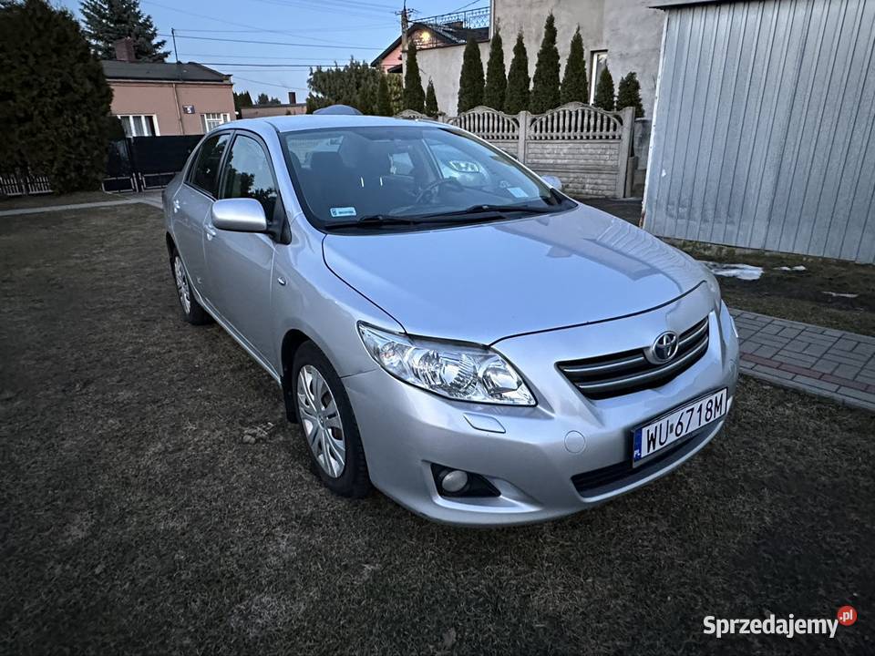 Toyota Corolla E15 16 benzyna LPG automat elektryczne szyby mazowieckie Nowy Dwór Mazowiecki