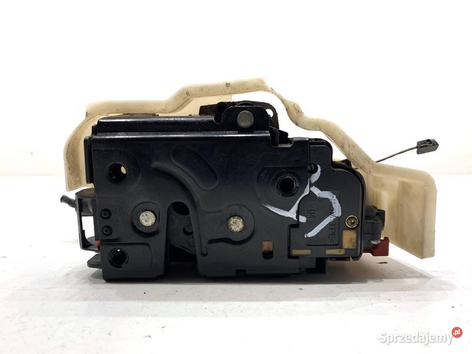 ZAMEK DRZWI LEWY TYŁ VW GOLF V Hatchback 0310 osobowe podkarpackie