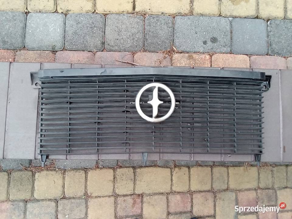 Grill osłona chłodnicy FIAT 125P Drzewica