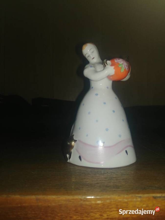 Figurka porcelana