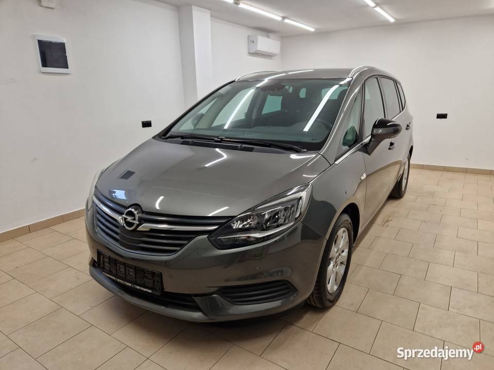Opel Zafira 2018 134 łódzkie Wieluń