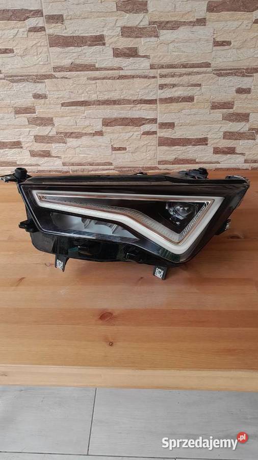 Reflektor SEAT ATECA Lift Full LED 1EX 014 89131 lampy przednie sprzedam
