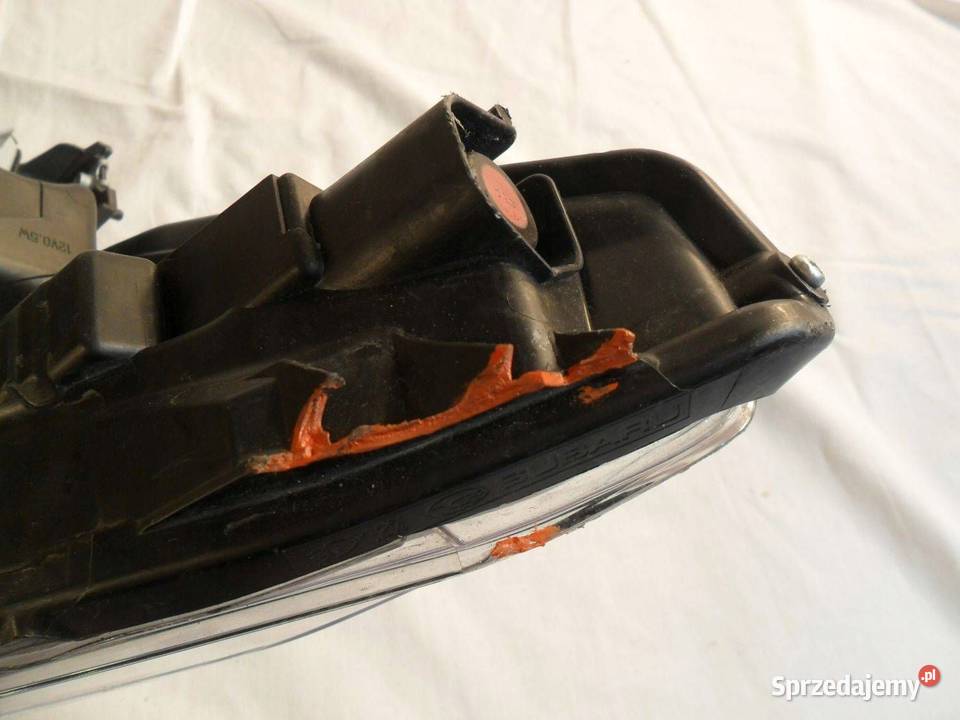 Reflektor Przód strona lewa Subaru Impreza V