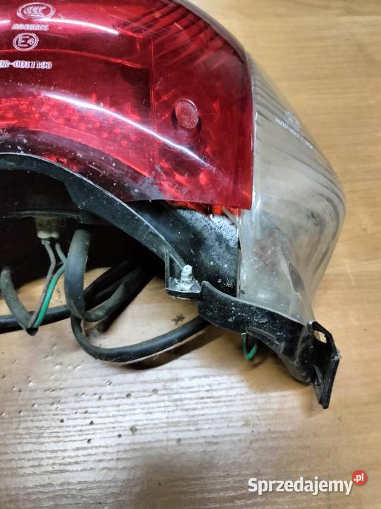Tylna lampa skuter quest itp łódzkie Łubno