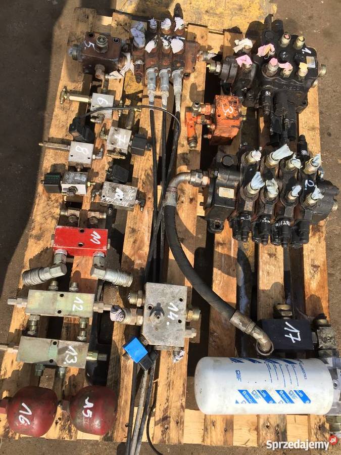 Rozdzielacz przedni zawory sekcje Fiat Hitachi Kosakowo