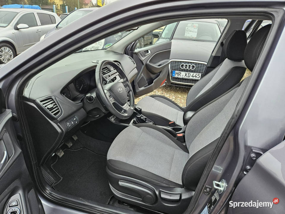 Hyundai i20 Opłacony Zadbany Serwisowany Bogaty asystent pasa ruchu warmińsko-mazurskie Kisielice
