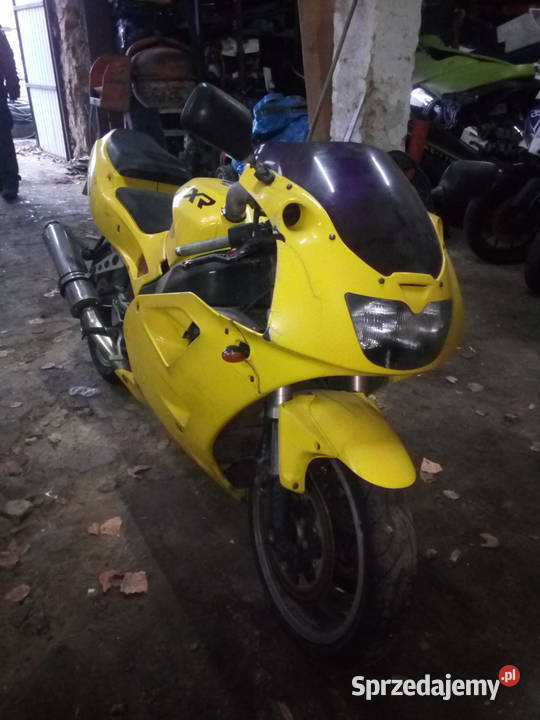 Kawasaki ZXR 400 na tor Garbów