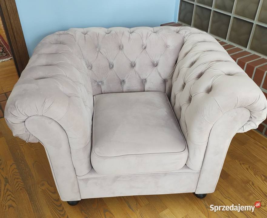 Fotel Chesterfield pudrowy róż Poznań