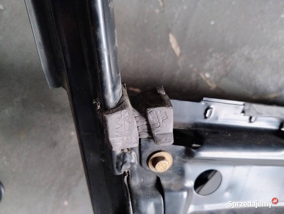 Audi 80 B4 Uszczelka Pianka tapicerki drzwi Lewy osobowe Części samochodowe