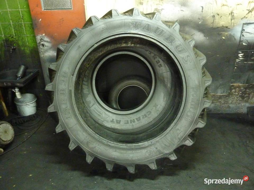 2x Opona używana rolnicza 136R38 TAURUS POINT 8 Zaścianki