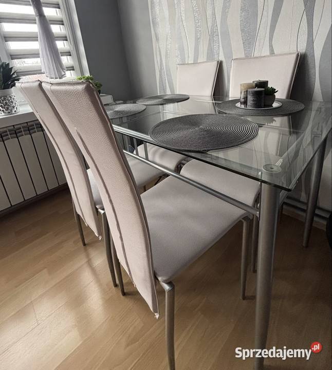 Stół szklany z 4 krzesłami Gomunice
