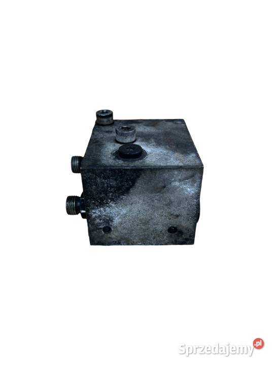 ZAWÓR HYDRAULICZNY 48068325 11184841 A CASE IH świętokrzyskie Kielce sprzedam