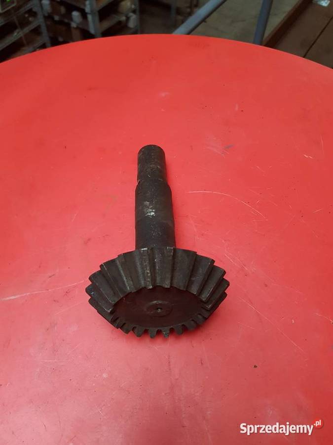 Wałek z kołem stożkowym skrzyni rozrzutnika Do rozsiewaczy i rozrzutników lubuskie Sulechów sprzedam