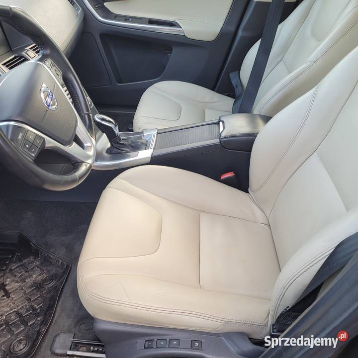 Volvo XC60 24 D4 190 4x4 automat 2400cm3 XC 60 podkarpackie Werchrata