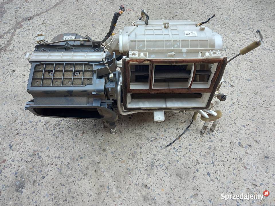 Centralka nagrzewnica parownik Toyota Rav4 ll terenowe Kielce