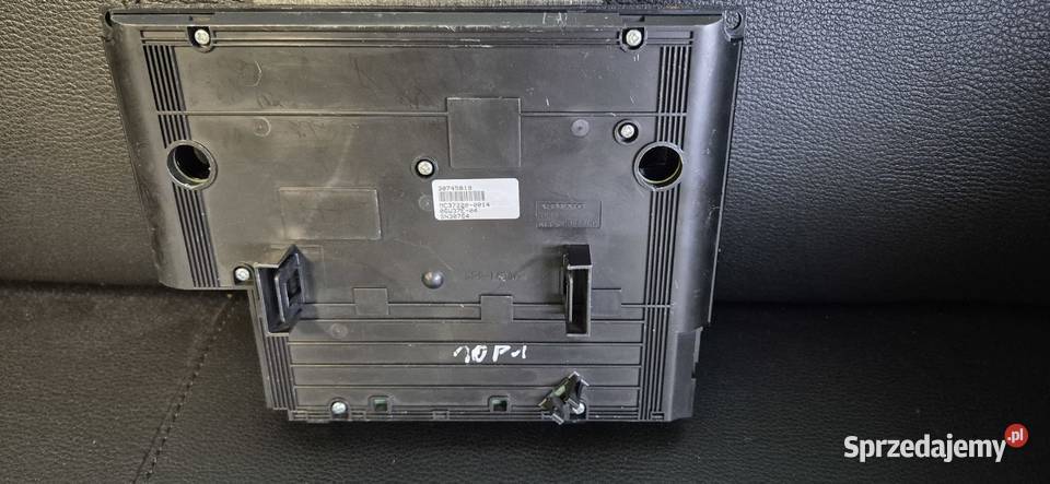 Panel klimatyzacji volvo s80 v70 xc70 30745819 Rok produkcji 2010 Siedlce
