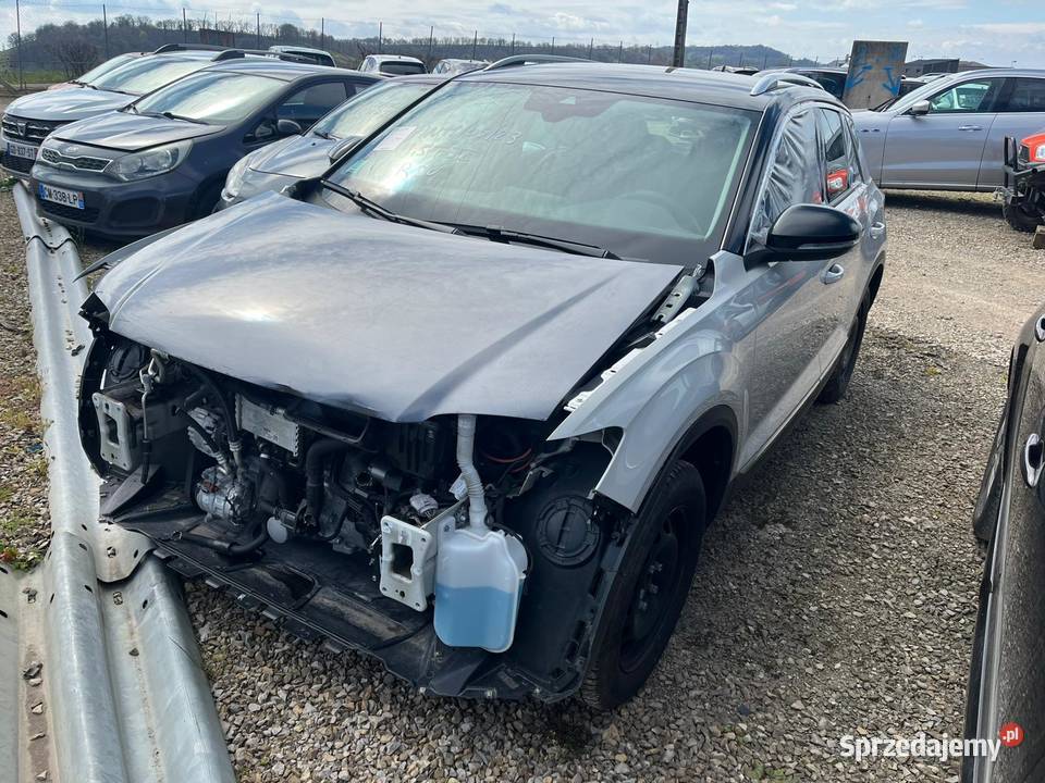 VOLKSWAGEN TRoc 15 TSi 150 DSG7 GN785 automatyczna Wrocław sprzedam