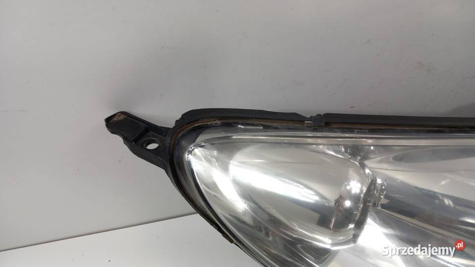 PEUGEOT 407 LAMPA PRZÓD PRAWA SOCZEWKA EU osobowe Zbierkowo