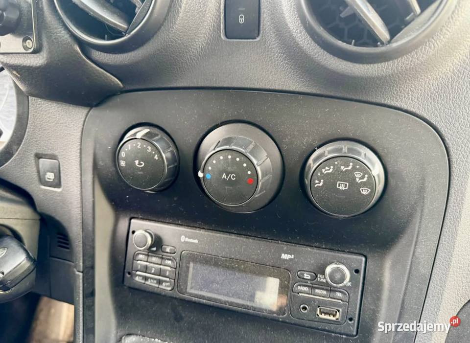Mercedes Citan 15 cdti żaden element nie Wałcz