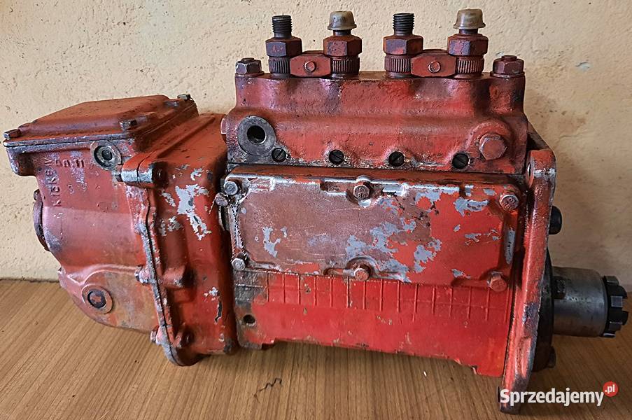 Pompa wtryskowa spycharka DT 75 Ostrów Wielkopolski