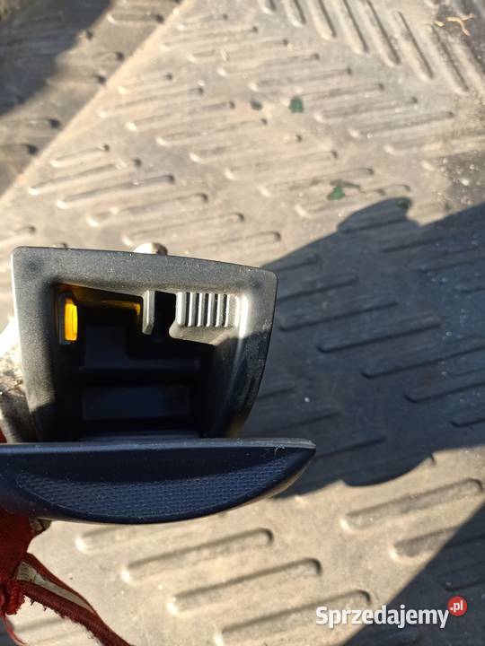 Popielniczka renault Clio II lift osobowe Części Szczecin