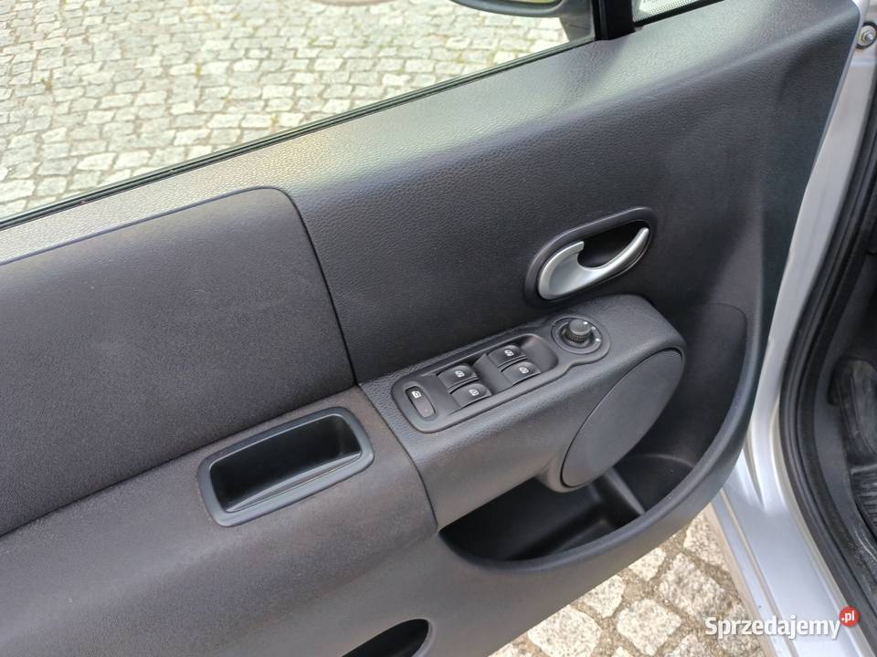 Renault Grand Modus 12 turbo 100 światła do jazdy dziennej sprzedam