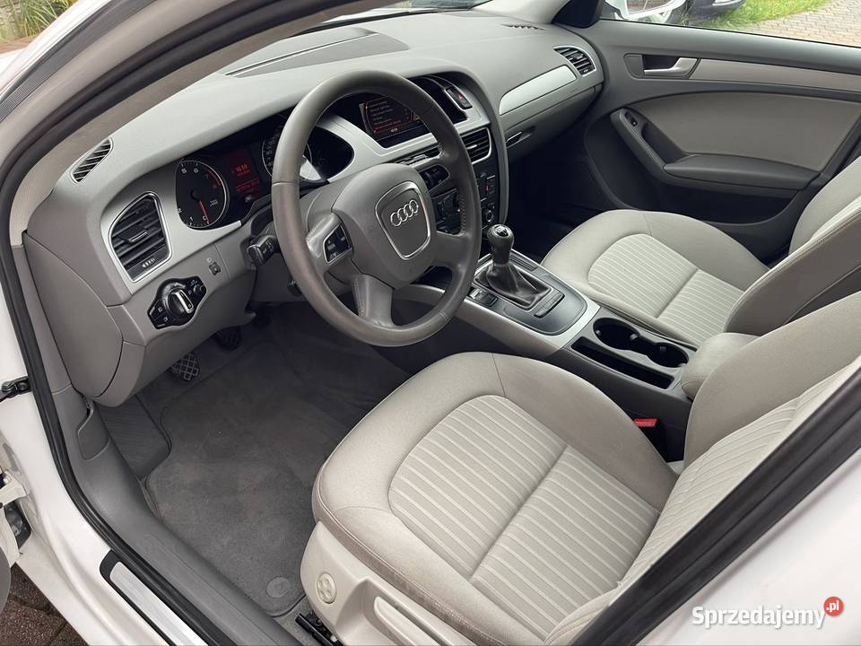 Audi a4 b8 kombi 18 Turbo benzyna 160 koni 6 Częstochowa