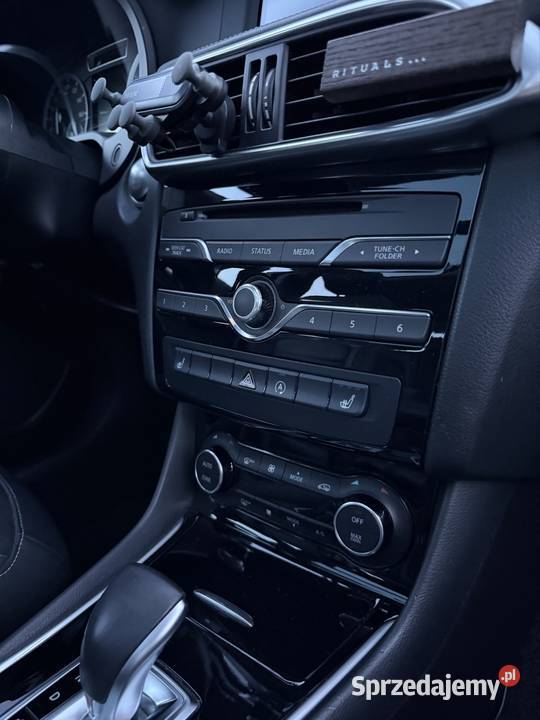 Infiniti QX30 20 Turbo AWD 211 57 000 Rzeszów