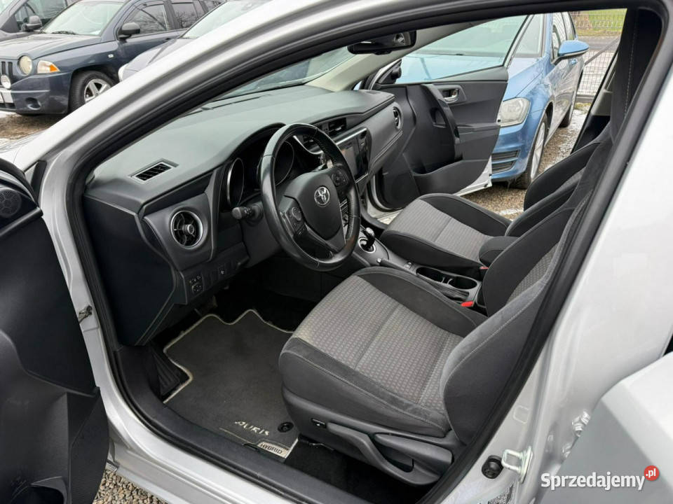 Toyota Auris hybryda navi automat gwarancja II