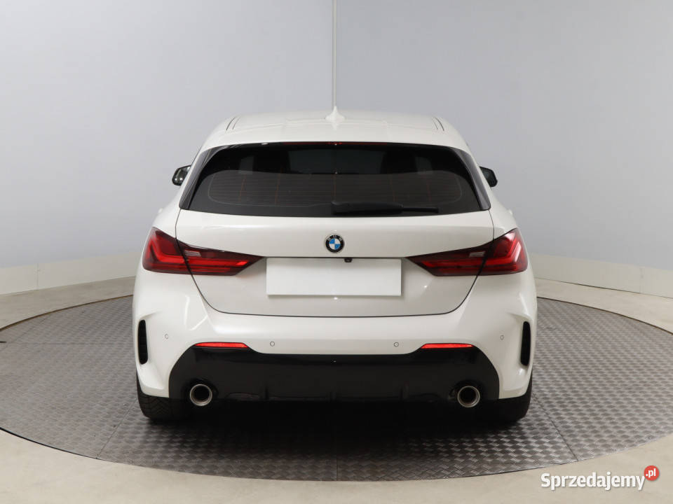 BMW 1 118d asystent parkowania dolnośląskie Bielany Wrocławskie
