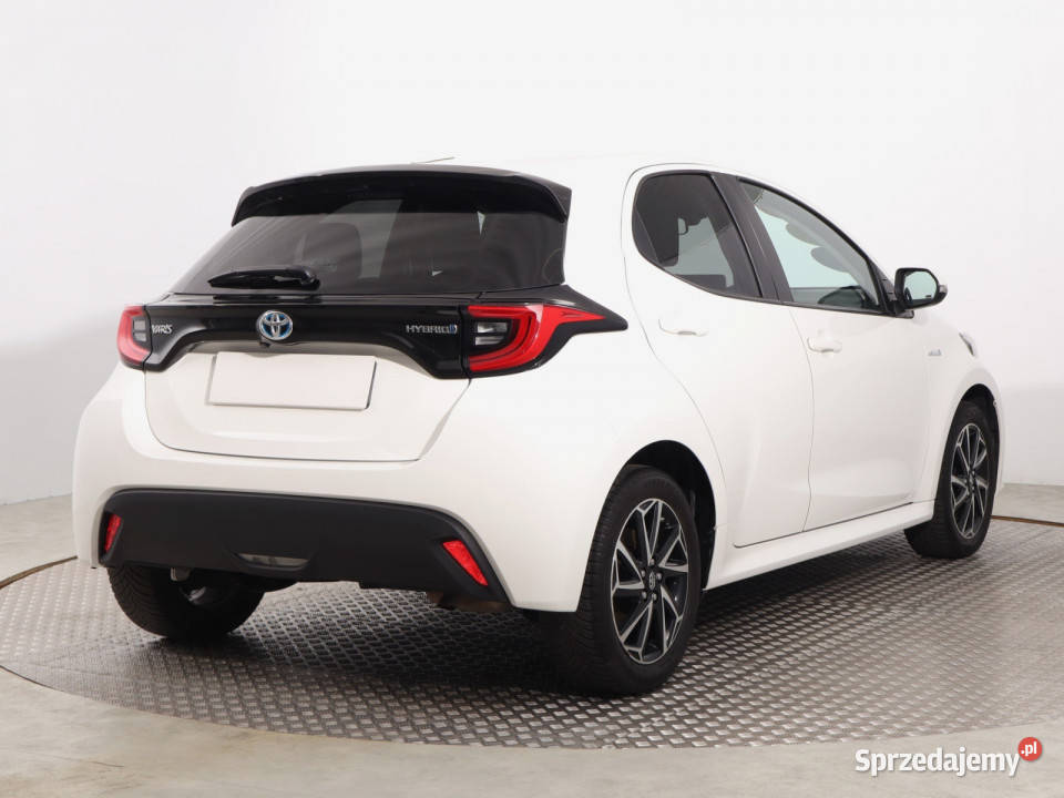 Toyota Yaris 15 VVTi Hybrid gniazdo USB Katowice