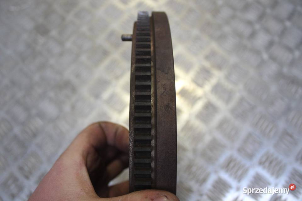 KOŁO ZAMACHOWE SEAT ALTEA 16 B R0301052710 Sprzęgła i elementy