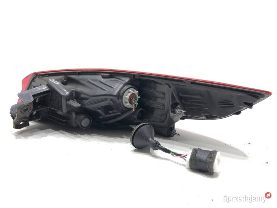 LAMPA LEWY TYŁ KIA CEED 92401J7350 Crossover
