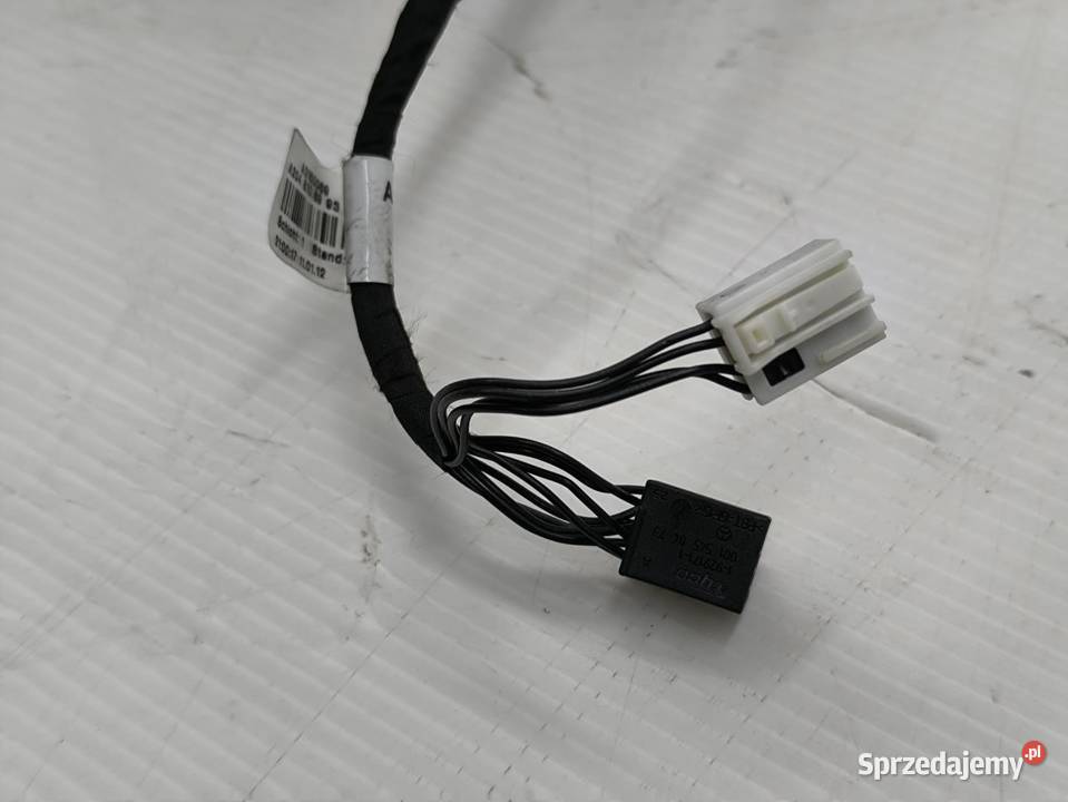 LUSTERKO ZEWNĘTRZNE LEWE 13PIN 775 MERCEDES W204 osobowe