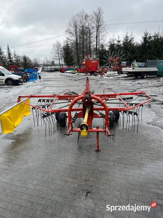 Zgrabiarka karuzelowa Fella 425 DN zagrabiarka Fella