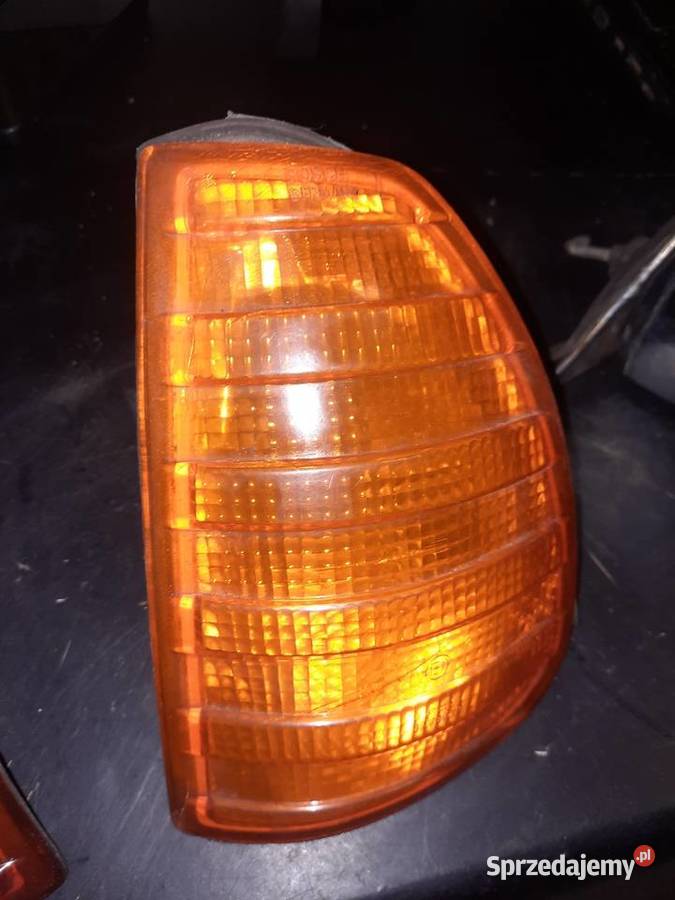 Kierunkowskaz mercedes w 123 Ozorków sprzedam