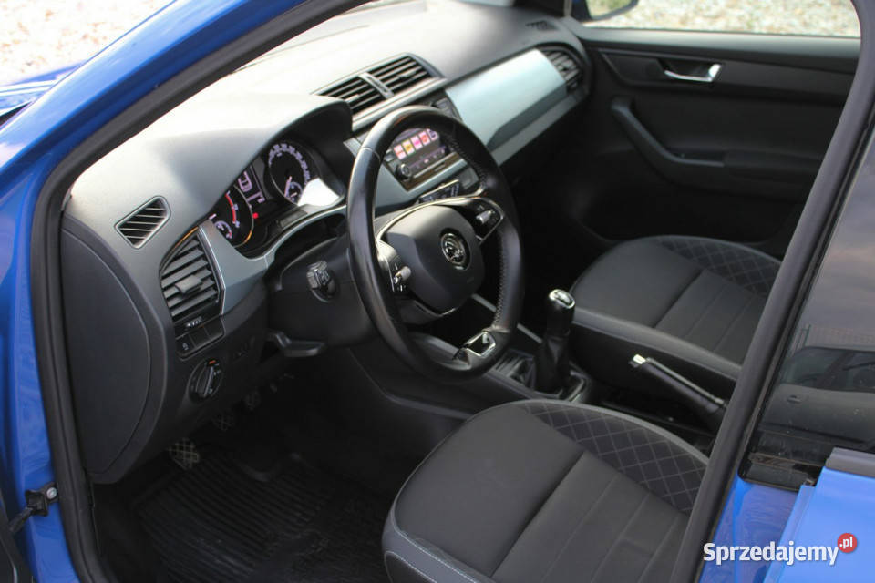 koda Fabia Active Lift10 95KameraAndroid Auto Harklowa