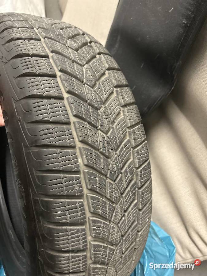 Opony GoodYear 215x65xr17 Zima Stan nowy Używany Warszawa