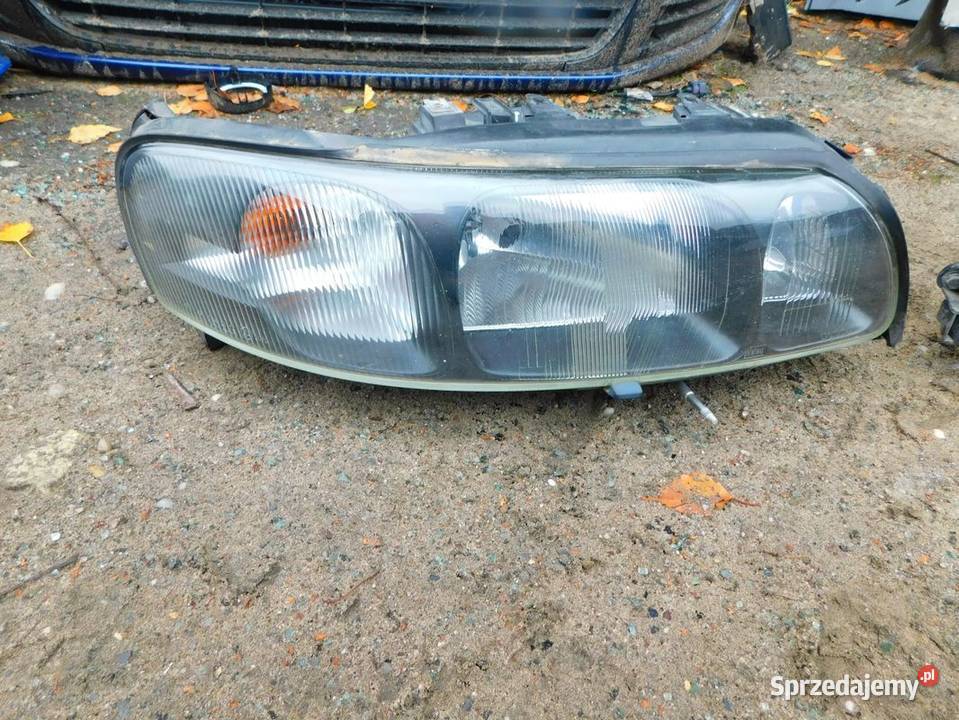 volvo V70 lampa prawa WYSYŁKA Żory