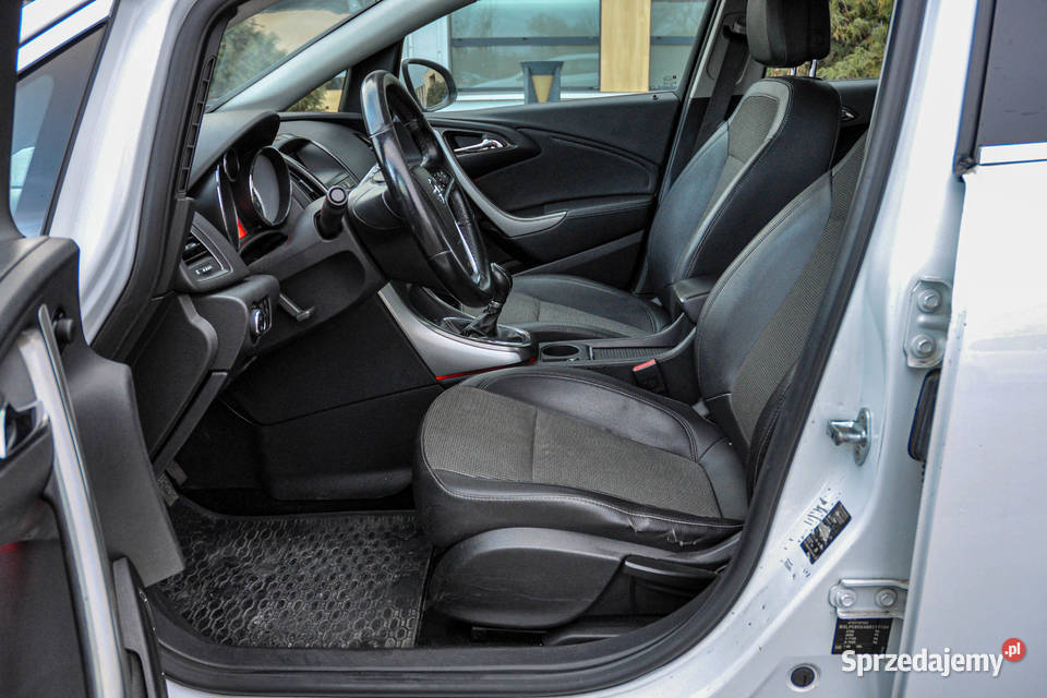 Opel Astra J 17CDTI 2011 r Rok produkcji 2011 dolnośląskie Wrocław